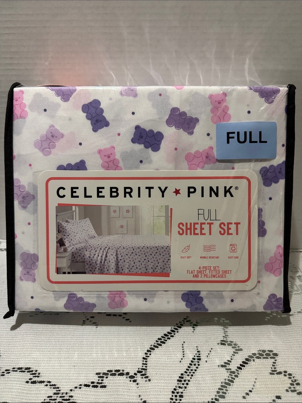 Celebrity Pink Full Size Bed Sheet Set White with Pink & Purple Gummy Bears
